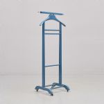 552386 Valet stand